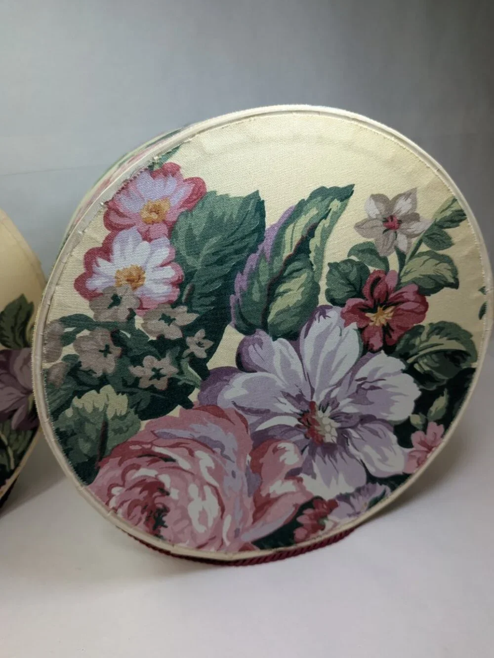 Vintage Seasons Inc charming set